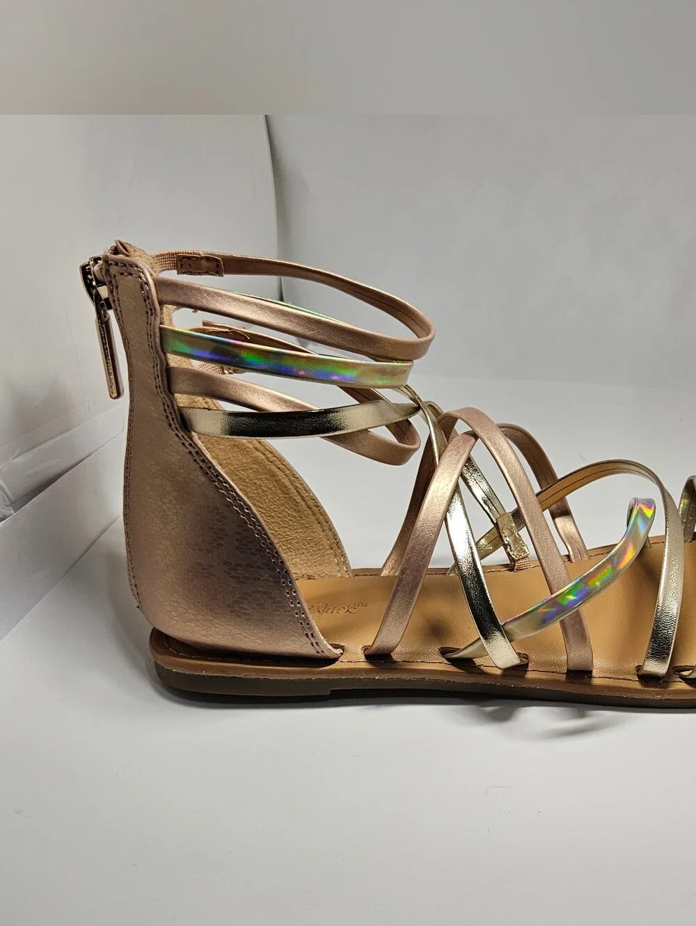 Cat & Jack Girls Dion Gladiator Sandals Size 3 Rose Gold Metallic Strappy Zip